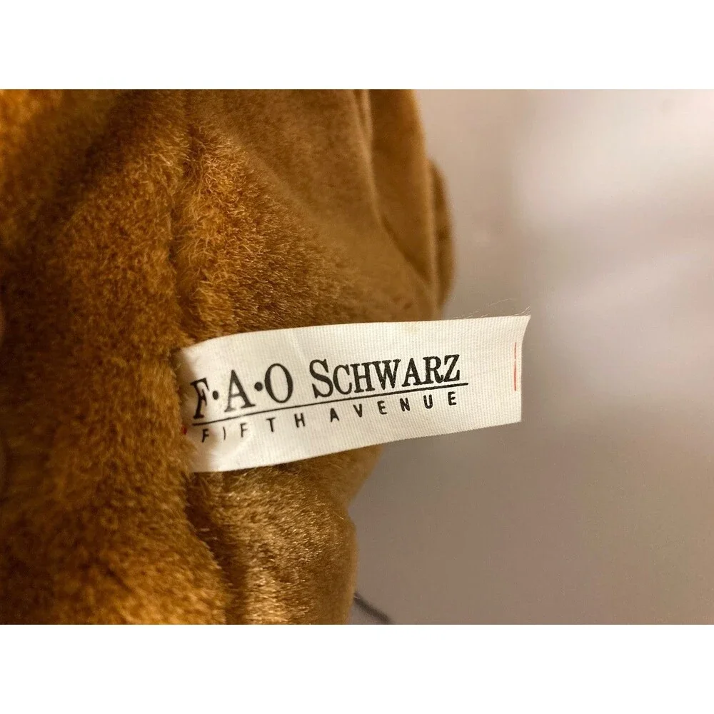 FAO Schwarz Fifth Avenue Chocolate Brown Bulldog Plush w/ Tag, Vintage 1993